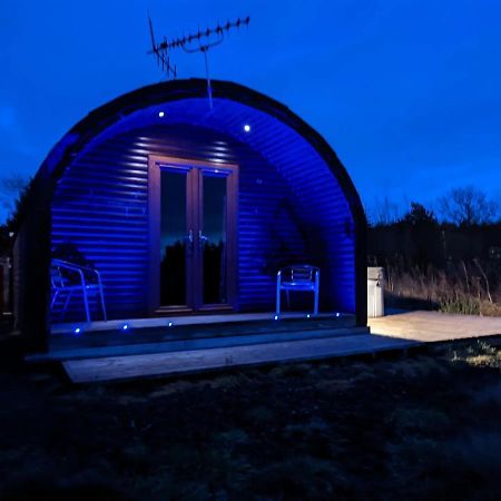 Villa Pond View Pod 3 With Private Hot Tub -Fife - Loch Leven - Lomond Hills Kelty Esterno foto