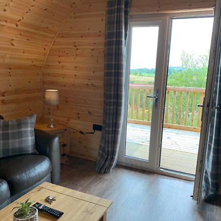 Villa Pond View Pod 3 With Private Hot Tub -Fife - Loch Leven - Lomond Hills Kelty Esterno foto