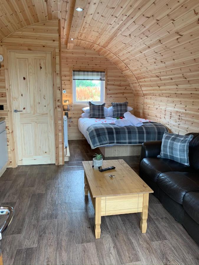 Villa Pond View Pod 3 With Private Hot Tub -Fife - Loch Leven - Lomond Hills Kelty Esterno foto